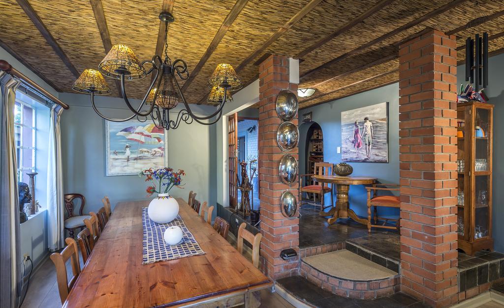 Dungbeetle River Lodge โคลเชสเตอร์ ภายนอก รูปภาพ