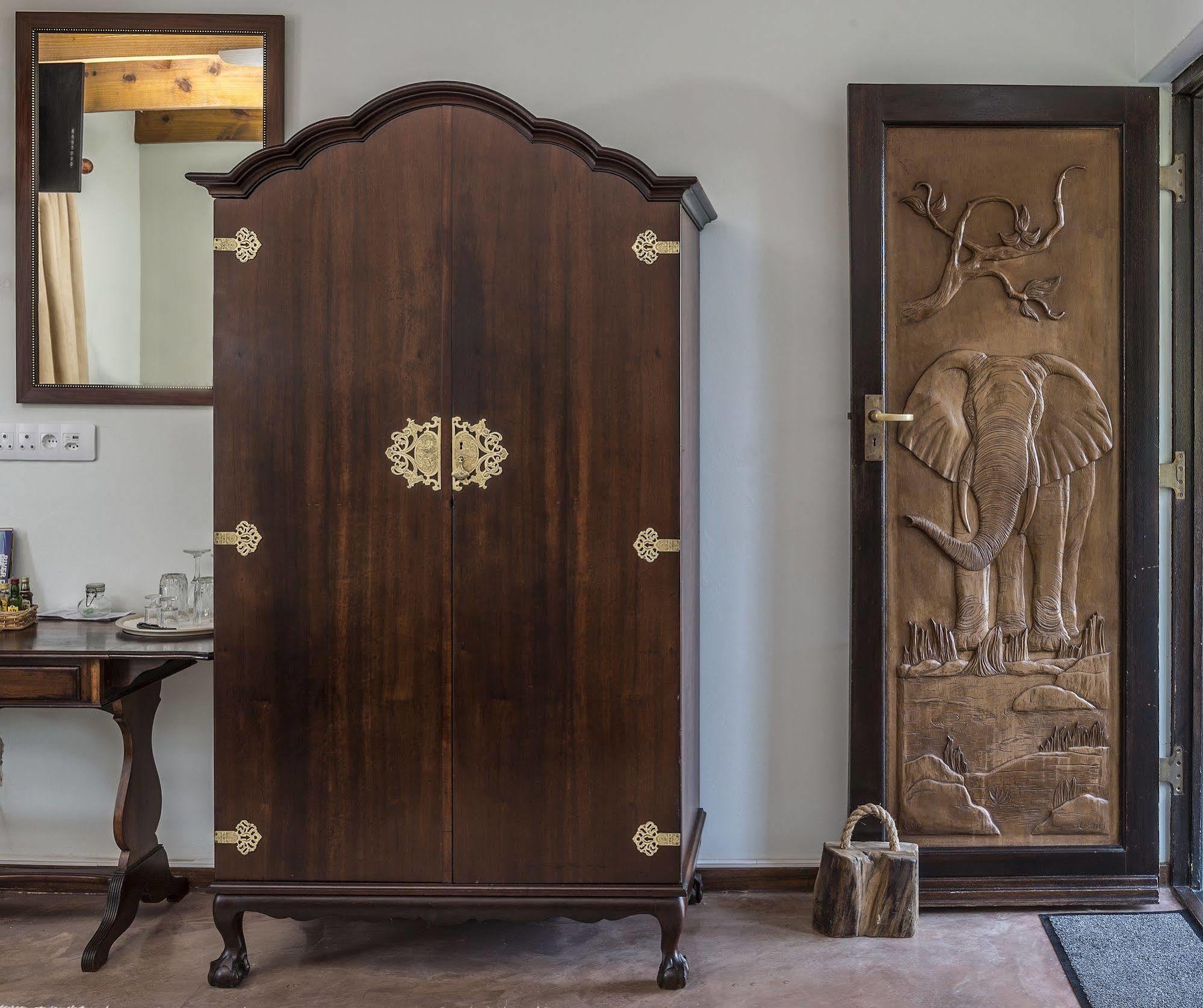 Dungbeetle River Lodge โคลเชสเตอร์ ภายนอก รูปภาพ