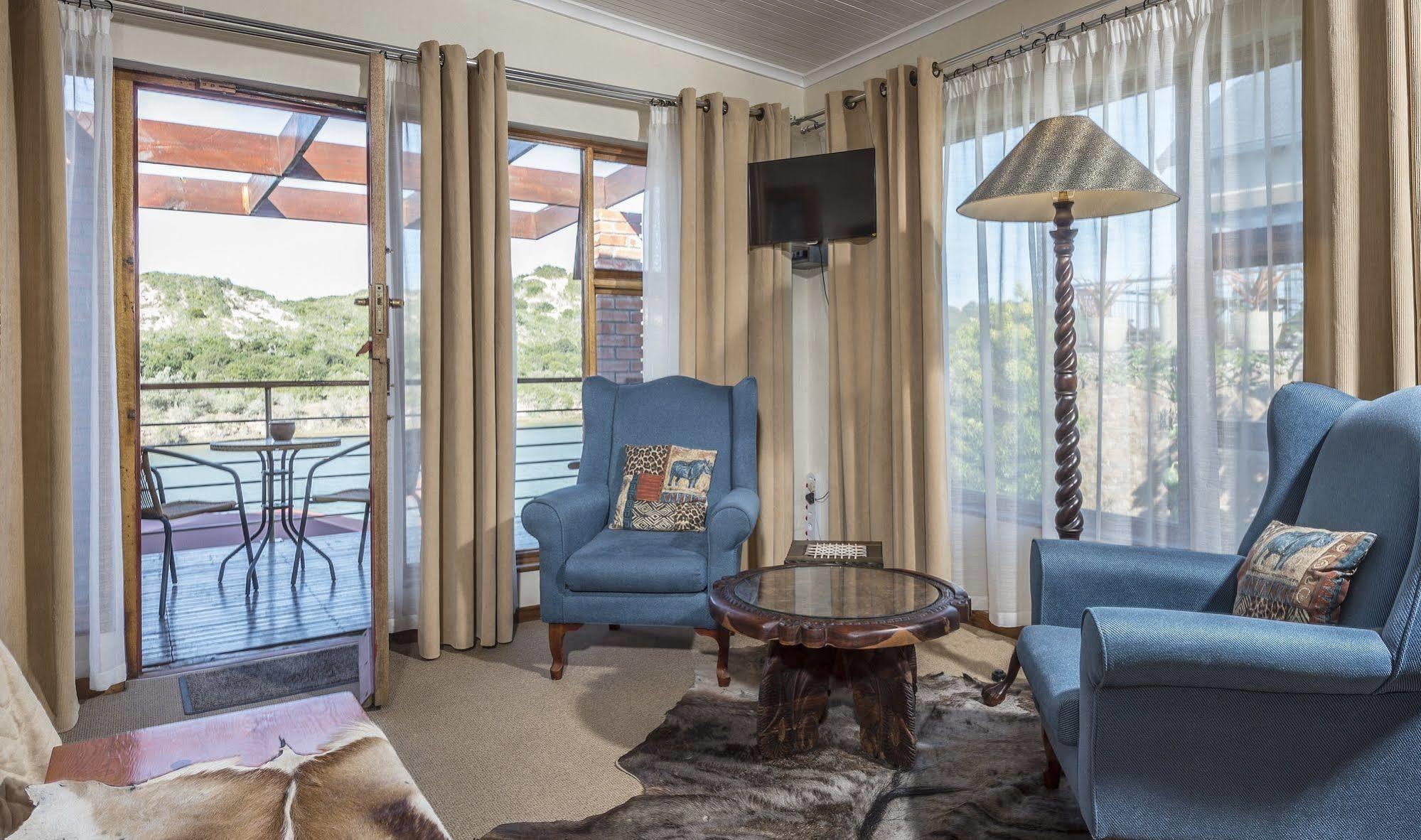 Dungbeetle River Lodge โคลเชสเตอร์ ภายนอก รูปภาพ